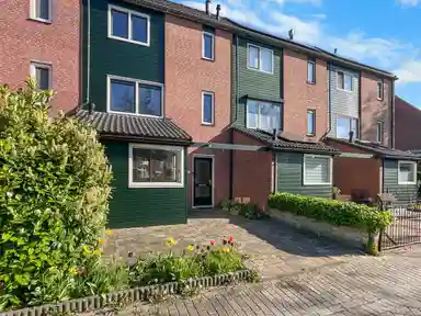 116m2 maison à louer pour 2295€/mois à Blokland, Weesp