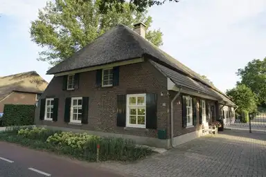 100m2 huis te huur voor 1900€/maand in Zoggelsestraat, Heesch