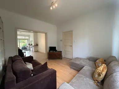 100m2 huis te huur voor 2300€/maand in Glacisweg, Maastricht