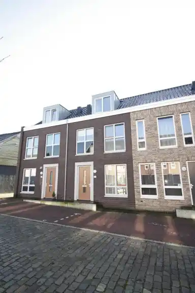 110m2 house to rent for 1950€/month in Fabriekstraat, Bergen op Zoom
