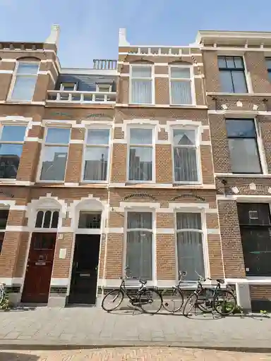 254m2 house to rent for 5400€/month in Van Blankenburgstraat 59, The Hague