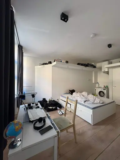 36m2 studio à louer pour 956€/mois à Bloemstraat, Groningen