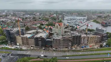 89m2 Appartamento in affitto per 1825€/mese a Houthavenkade 242, Zaandam