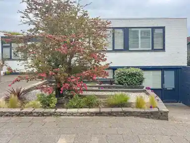 162m2 maison à louer pour 3500€/mois à Oranje Nassaustraat 40, Noordwijk