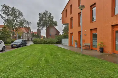 100m2 maison à louer pour 1995€/mois à Het Lansink, Groningen