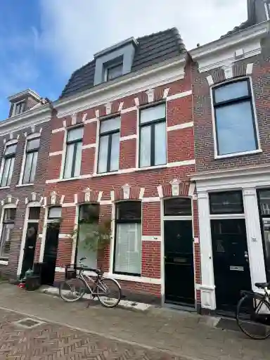 120m2 Haus zur Miete für 2850€/Monat in Leeuwarderstraat 30, Groningen