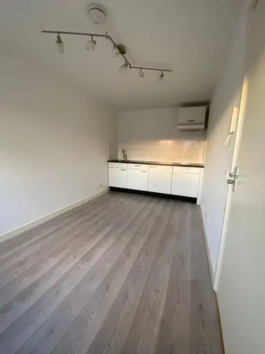 13m2 studio to rent for 811€/month in Dillenburglaan, Tilburg