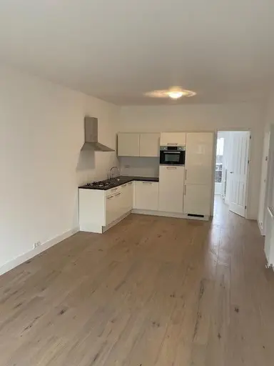 90m2 Appartement te huur voor 2100€/maand in Goeverneurlaan 477, The Hague