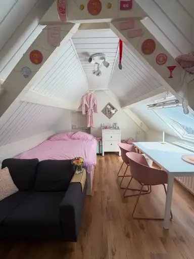 15μ² Δωμάτιο προς ενοικίαση για 305€/μήνα σε Korreweg, Groningen