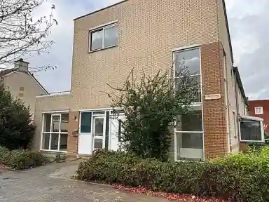 98m2 huis te huur voor 2065€/maand in Klipperweg, Diemen