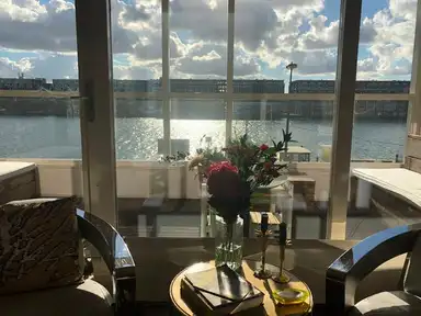 101μ² Διαμέρισμα προς ενοικίαση για 3100€/μήνα σε Seranggracht, Amsterdam
