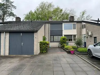 119m2 maison à louer pour 2150€/mois à Tijmhof 35, Oosterhout