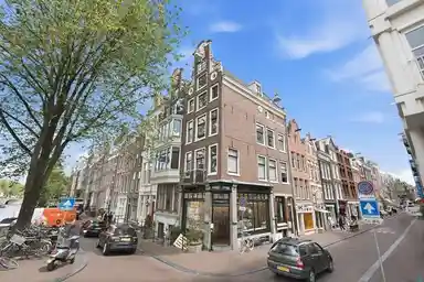 106m2 Appartamento in affitto per 2550€/mese a Amsterdam