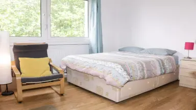 m2 room to rent for 1345.2€/month in De Cres, Warmenhuizen