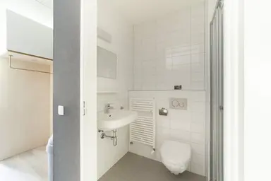 21m2 Chambre à louer pour 1077€/mois à Teteringsedijk, Breda