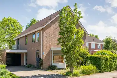 234m2 house to rent for 1350€/month in Waterhoen 10, Ommen