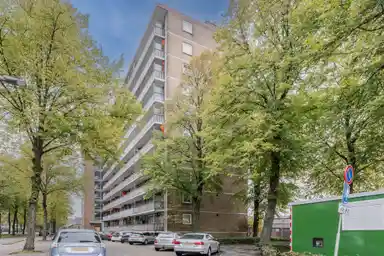 74m2 Appartement à louer pour 1049€/mois à Postelse Hoeflaan 278, Tilburg