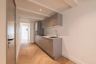 72m2 apartment to rent for 2850€/month in Damrak 52, Amsterdam