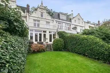 199m2 huis te huur voor 4800€/maand in Hoflaan, Rotterdam