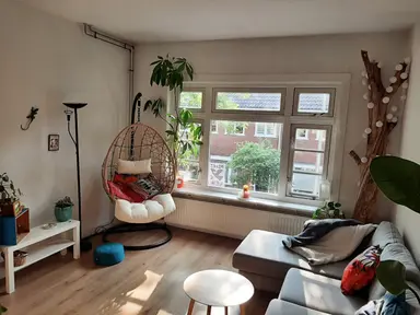 130m2 apartment to rent for 1500€/month in Van der Mondestraat, Utrecht
