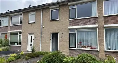 m2 house to rent for 764€/month in Parachutistenstraat 31, Groesbeek