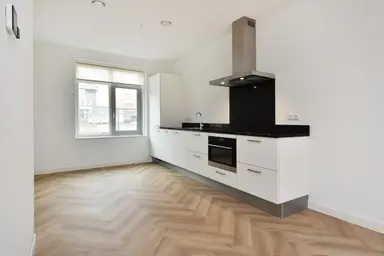 142m2 house to rent for 2700€/month in Doris Lessinglaan 129, The Hague
