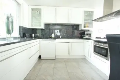 135m2 Appartement te huur voor 1690€/maand in Stuwweg, Maastricht