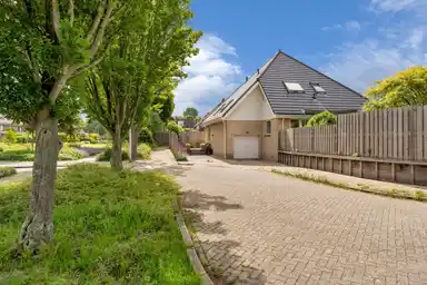 166m2 Casa in affitto per 3250€/mese a Hulkwerf 2, Zoetermeer