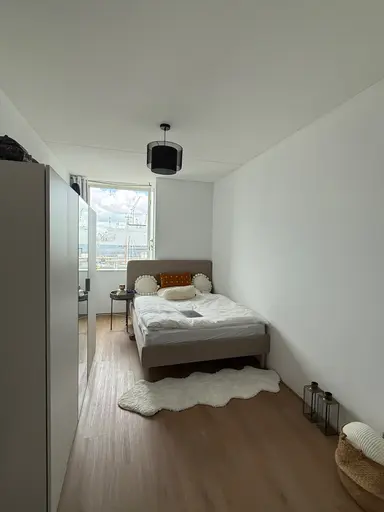 15m2 room to rent for 1250€/month in Kraanspoor, Amsterdam