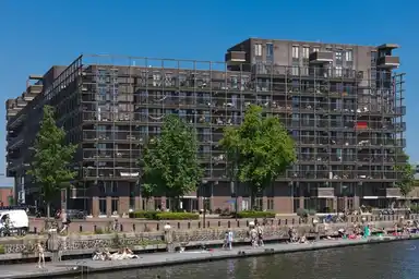 90m2 apartment to rent for 1995€/month in R.J.H. Fortuynstraat, Amsterdam