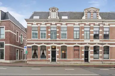 110m2 flat to rent for 3250€/month in Wilhelminastraat 1, Haarlem