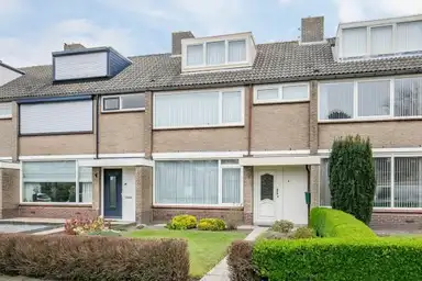 121m2 house to rent for 1700€/month in Tolhuislaan, Etten-Leur