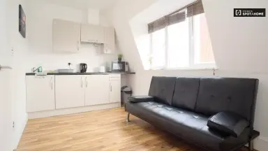 m2 studio to rent for 1700€/month in Amsterdam