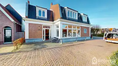 248m2 apartment to rent for 4166.67€/month in Julianaweg 37, Castricum