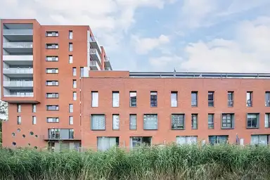 144m2 Wohnung zur Miete für 2750€/Monat in Taj Mahalplaats, Delft