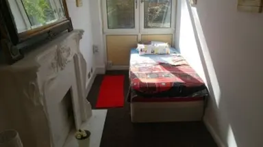 15m2 room to rent for 450€/month in Rhododendronstraat 24, The Hague