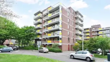 81m2 apartment to rent for 850€/month in Melis Stokezijde 33, The Hague
