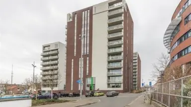 98m2 apartment to rent for 1335€/month in Prins Bernhardstraat 9, Hilversum