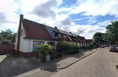 56m2 house to rent for 713.02€/month in Carolinastraat 2, Hengelo