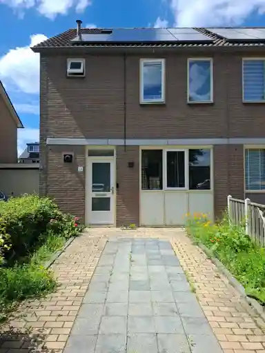 78m2 huis te huur voor 824.03€/maand in Kruizemunt 14, Dronten