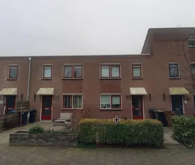 65.8m2 house to rent for 932.93€/month in Sneekermeer 24, Purmerend