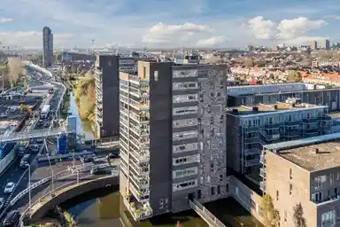 213m2 apartment to rent for 2750€/month in Bermuda, Zaandam