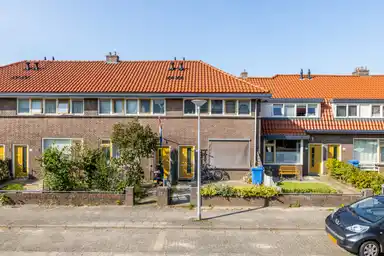 m2 house to rent for 684.6€/month in Beukenstraat 97, Zwolle