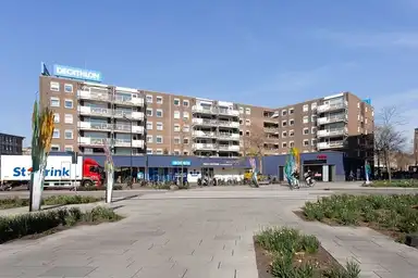 76m2 apartment to rent for 1300€/month in Boulevard 1945, Enschede