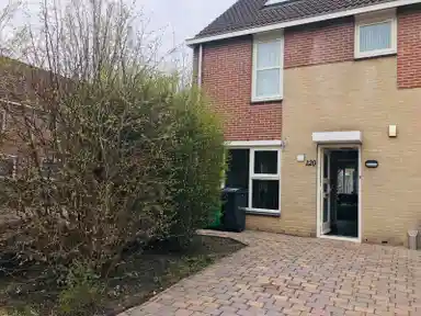 130m2 maison à louer pour 3200€/mois à Boogschutter 120, Amstelveen