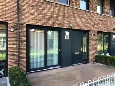 130m2 maison à louer pour 3500€/mois à Guldenroedelaan 24, Amstelveen