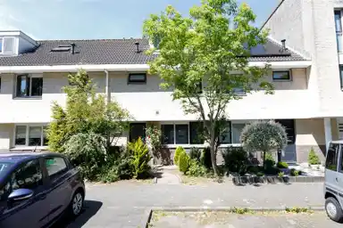 130m2 maison à louer pour 3250€/mois à Anna Blamanlaan, Amstelveen