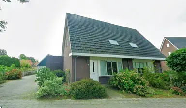 125m2 maison à louer pour 764.14€/mois à Middenweg 16, Een