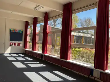 30m2 anti-squat to rent for 300€/month in Dingeldeinstraat, Borne