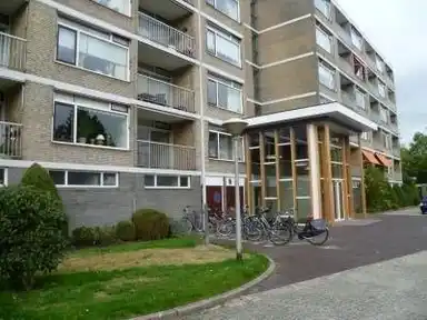 55m2 flat to rent for 850€/month in Händellaan 24, Breda